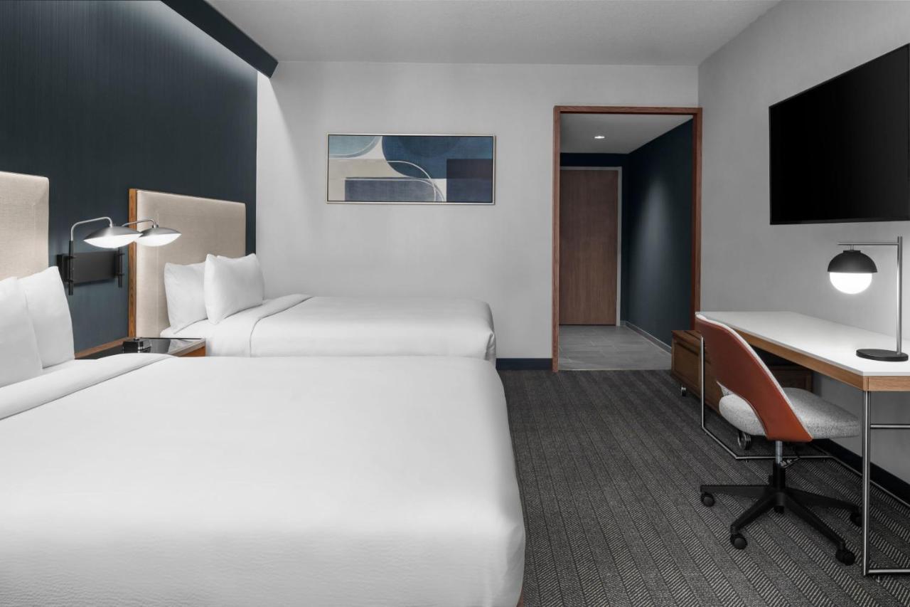 Courtyard By Marriott Calgary Downtown 호텔 외부 사진