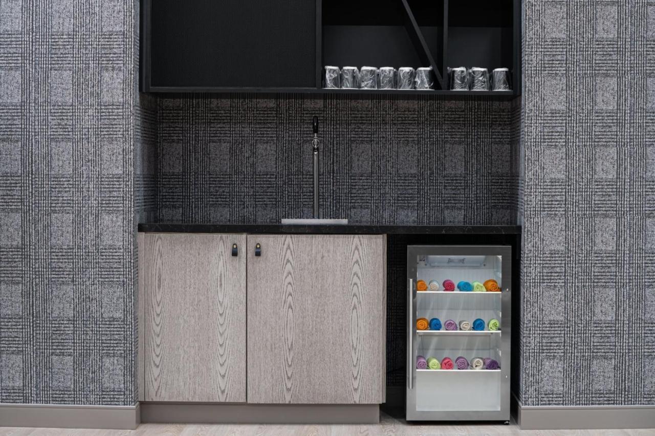 Courtyard By Marriott Calgary Downtown 호텔 외부 사진