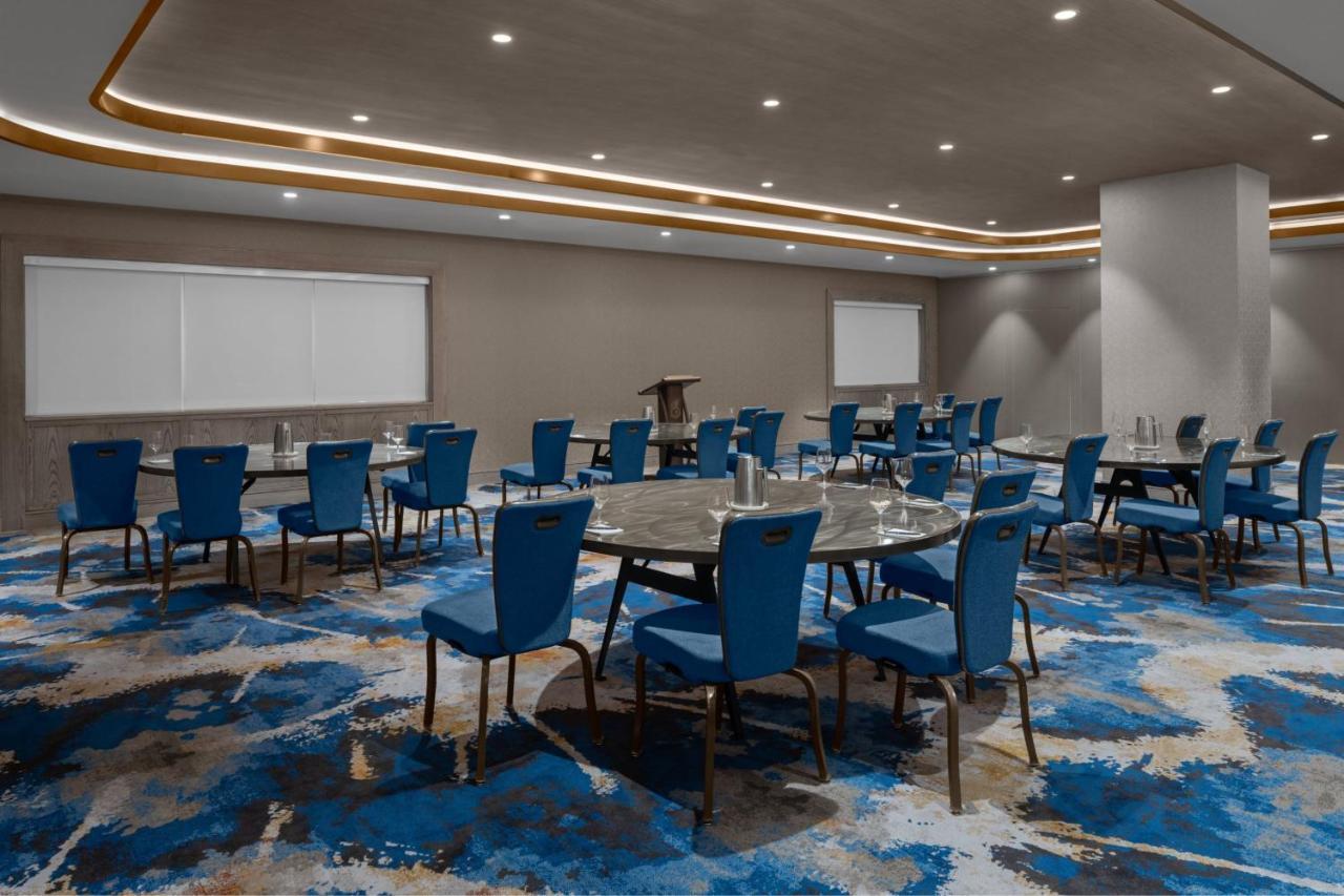 Courtyard By Marriott Calgary Downtown 호텔 외부 사진